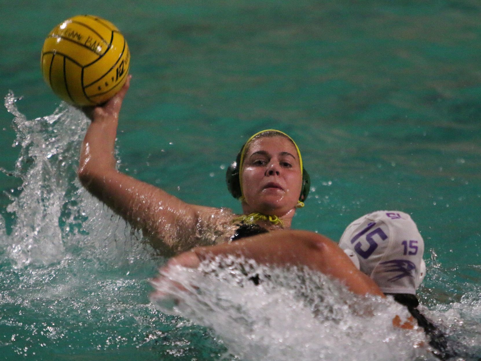 Golden Bears start slow, pull away against Hawks